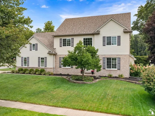 8360 Doulton Ct, Lambertville, MI 48144