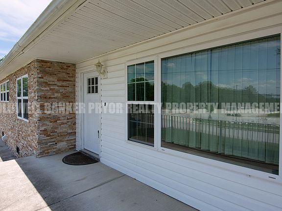 3rd image of 4890 College Dr E