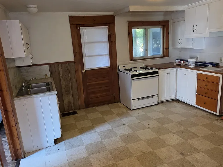 34 Union St #1 — Photo 2