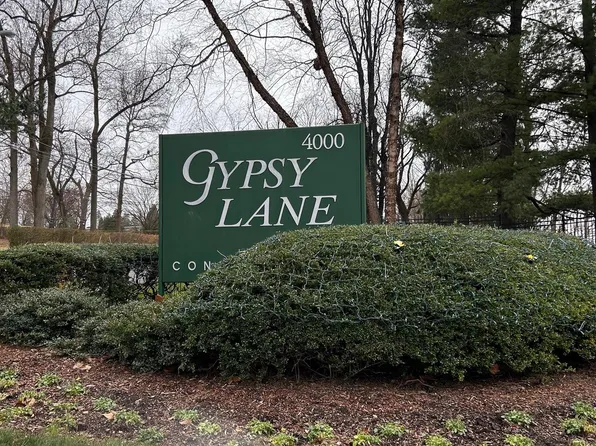 4000 Gypsy Ln #729G2, Philadelphia, PA 19129