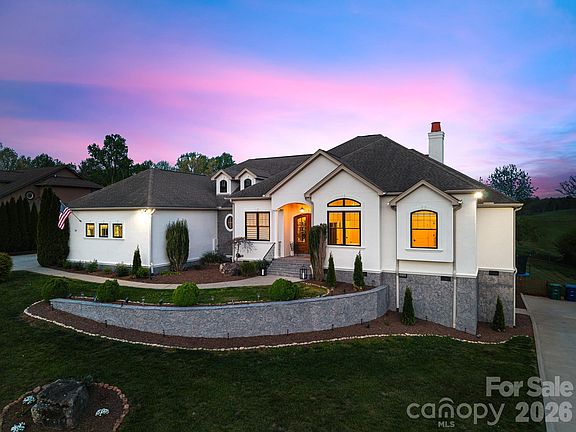 2nd image of 54 Mountain Shadows Dr
