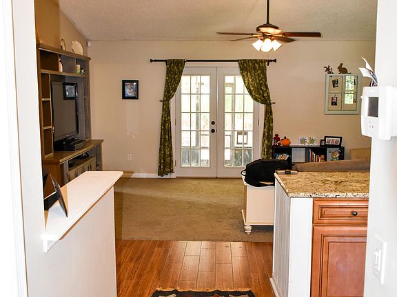 4th image of 1598 TWIN OAK Drive W