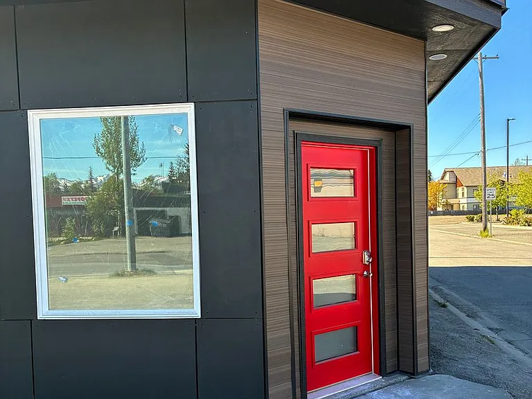 3200 Spenard Rd — Photo 24
