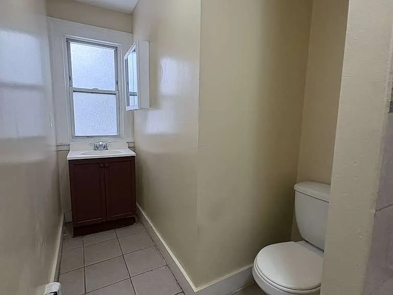 122 Derby Ave #22L — Photo 6