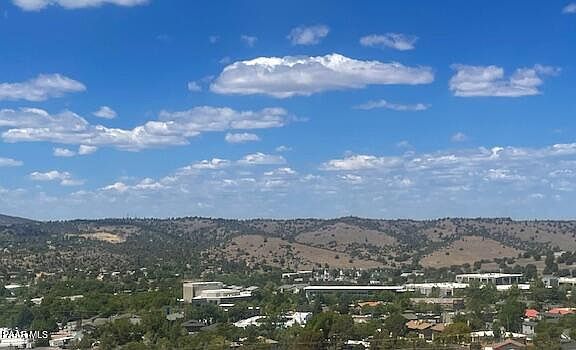3rd image of 247 Looking Glass Dr