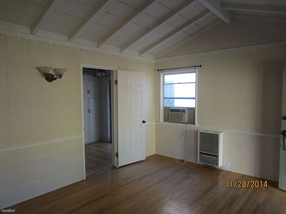 5th image of 1137 N Vista St