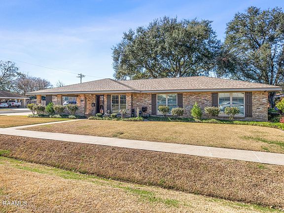2nd image of 408 Mosser Dr