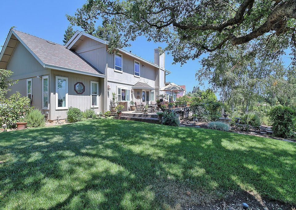 1st image of 11417 Valley Oak Dr
