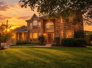 9715 Atwell Dr, Houston, TX 77096