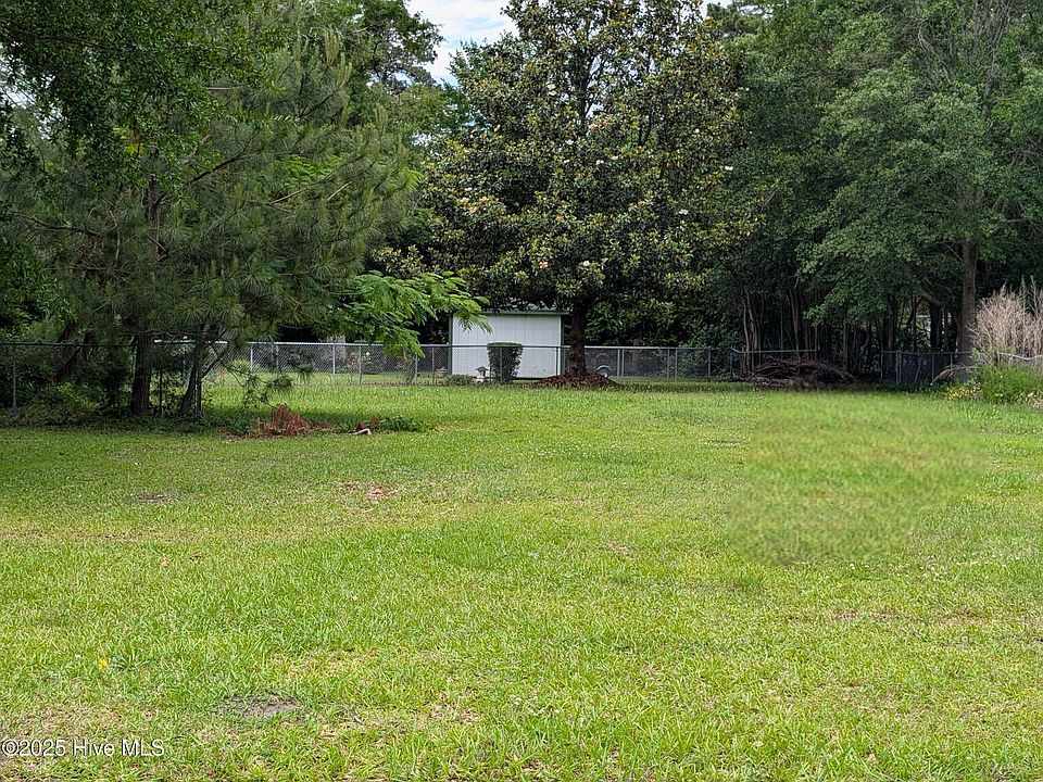 2nd image of 2223 Ivy Road