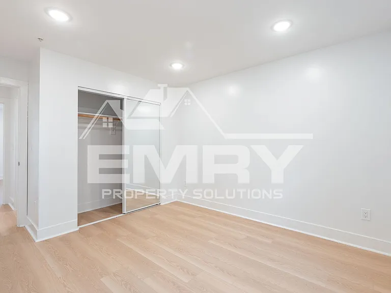 814 N Wilmington Blvd — Photo 28