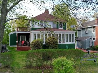 82 Sunset Island Rd, Wilson, NY 14172