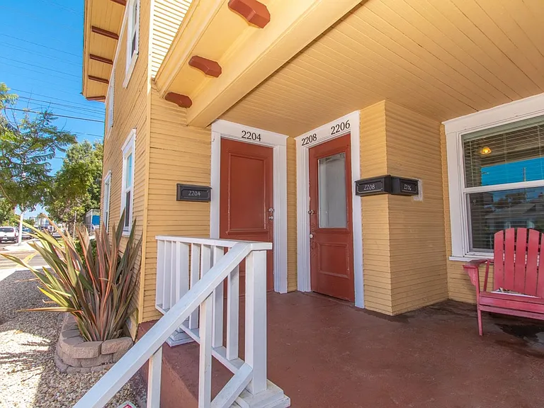 Charming 1-Bed/1-Bath Unit One Block From The Heart Of Barrio Logan! $1000 Deposit! — Photo 18