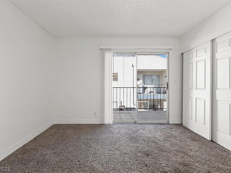 3649 Van Dyke Ave #C — Photo 15