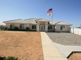 21375 Zuni Rd, Apple Valley, CA 92307