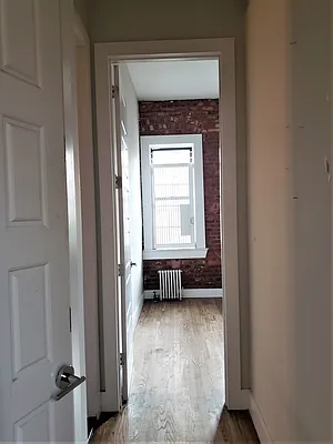 Rented by The Hamilton Group | media 10