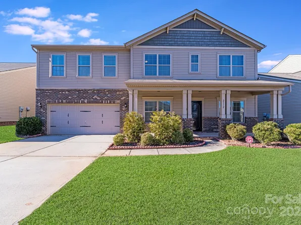 2112 Gelbray Ct, Charlotte, NC 28213