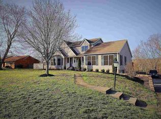 4 Cloverleaf Cir, Culloden, WV 25510