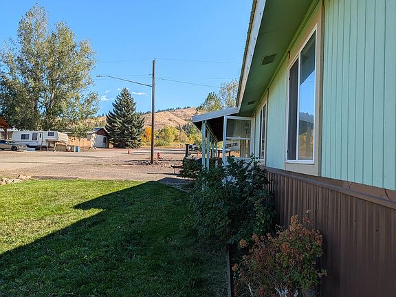 3rd image of 802 Lucille Ave