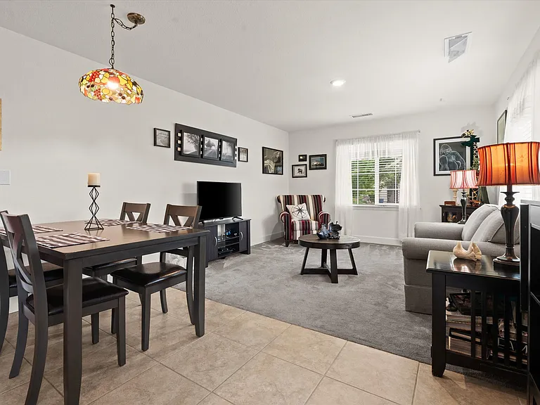 1176 Mallard Crest Dr — Photo 11