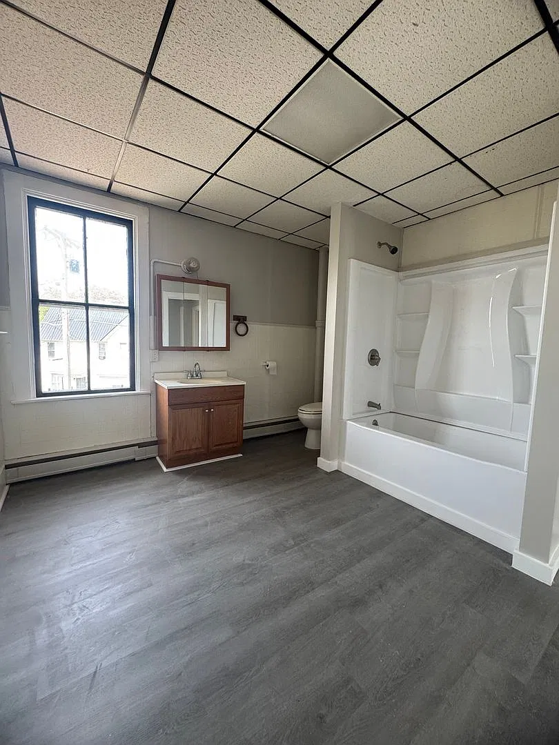 141 Church St — Photo 2