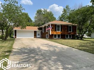 415 S Linden St, Lamoni, IA 50140