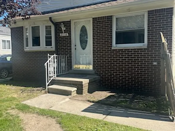 21116 Vermander Ave, Clinton Township, MI 48035