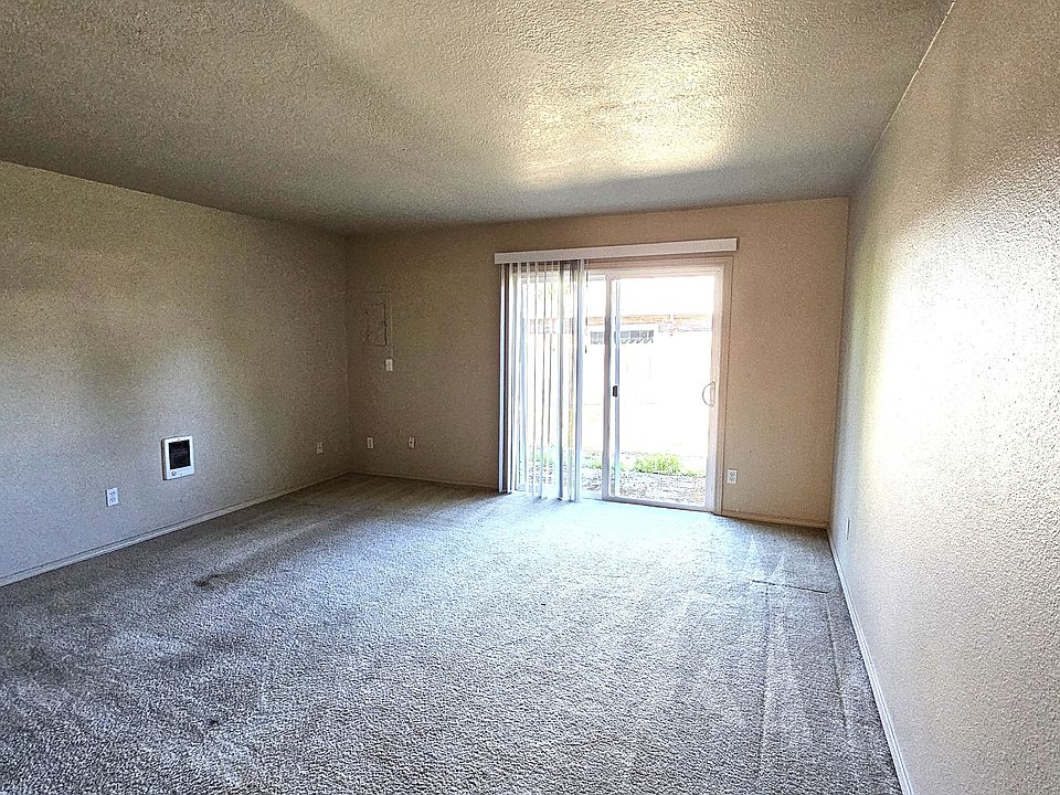 1st image of 3515 Kauffman Ave #11298174
