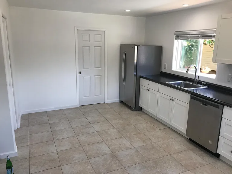 312 Lakau Pl #2 — Photo 3