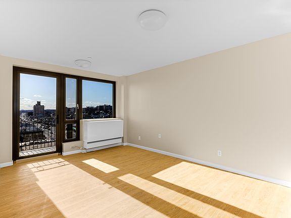 3rd image of 87-65 171st St #Penthouse