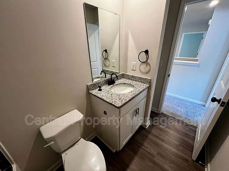 124 Brooks Dr — Photo 11