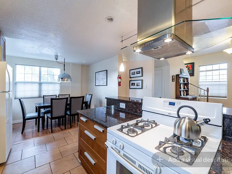 702 3rd St SW — Photo 4