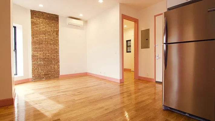 Rented by Nooklyn NYC LLC | media 6