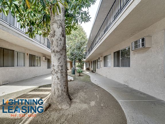 2nd image of 8125 Langdon Ave #6D
