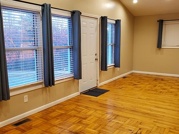 2nd image of 2160 23rd Street Dr SE