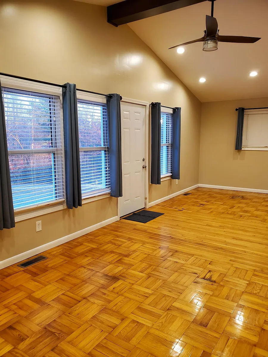 Building Photo - 2160 23rd Street Dr SE