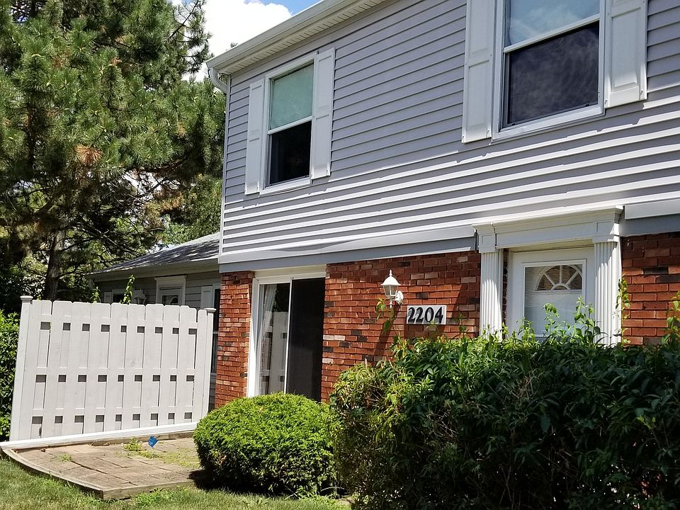 1st image of 2204 Brittany Ct