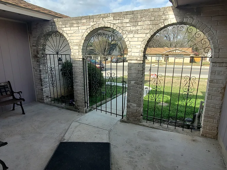 14219 Brook Hollow Blvd — Photo 3