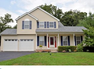 6 Raleigh Ct, Pottstown, PA 19464