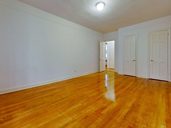 4th image of 47-25 40th St #2G