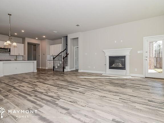 4th image of 1502 Derby Dr