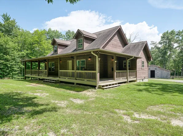 424 Wilderness Ln, Jamestown, TN 38556