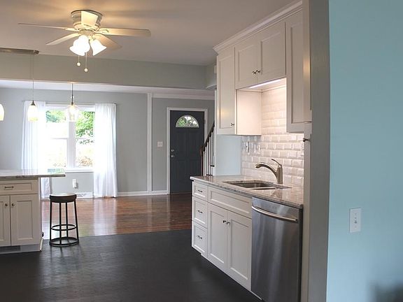 4th image of 105 Arbordale Pl