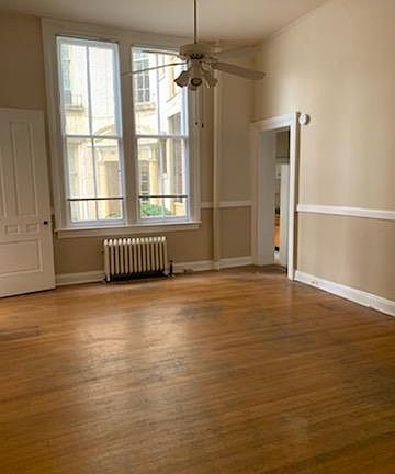 3rd image of 344 Court St