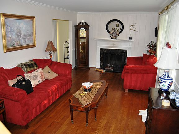3rd image of 5235 Richardson Dr