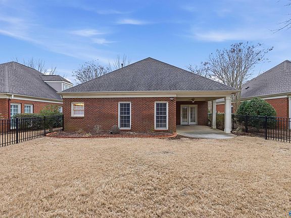 4th image of 5015 Somerby Dr SE