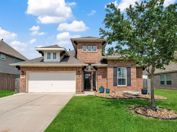 127 Comal Dr, Baytown, TX 77523