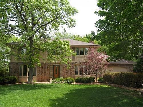1st image of 14993 Williamsburg Ct