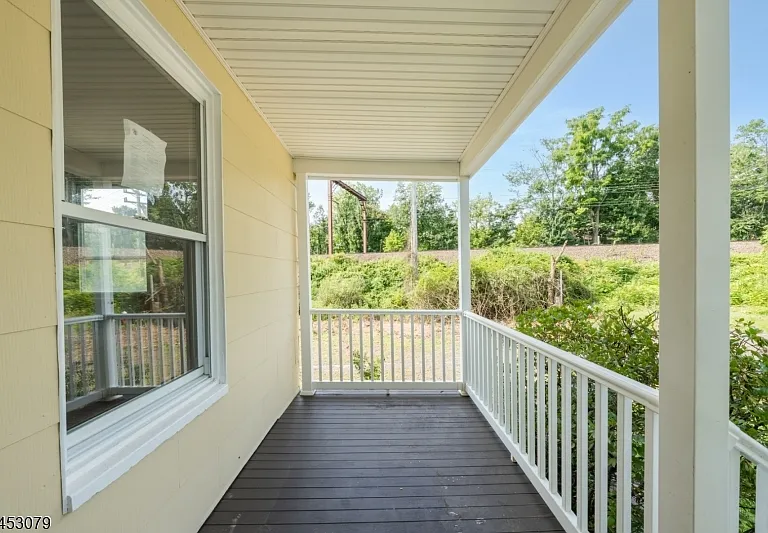 37 Bowers Ln — Photo 3