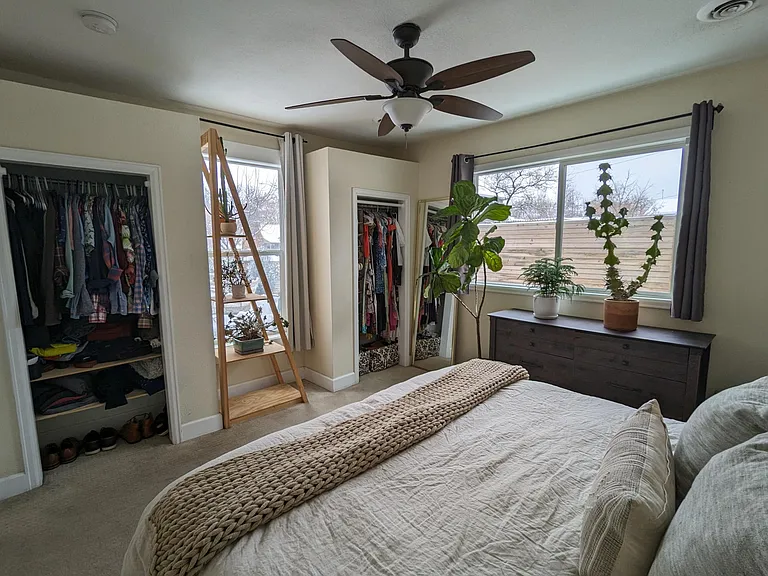 4601 Beach Ct — Photo 9
